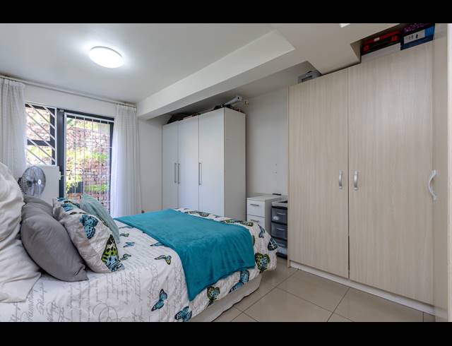 8 BEDROOM HOUSE FOR SALE IN BO KAAP
